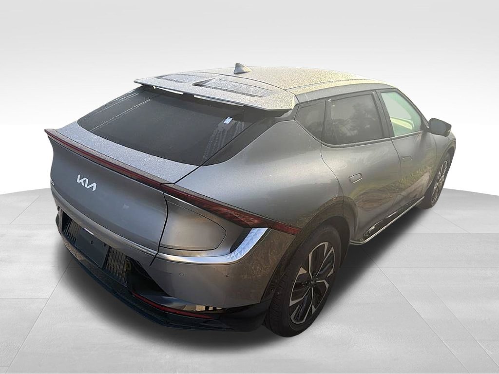 Used 2024 Kia EV6 Wind w/ Wind Technology Package RWD image 4