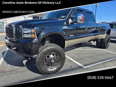 Used 2006 Ford F350 Lariat image 1