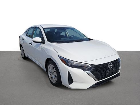 Certified 2024 Nissan Sentra S FWD image 2