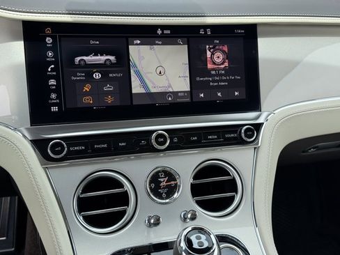 Used 2022 Bentley Continental GT AWD/4WD image 33