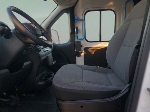New 2025 RAM ProMaster 3500 FWD image 18