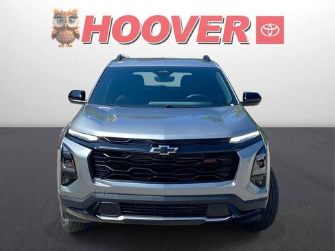 Used 2025 Chevrolet Equinox RS w/ Safety and Technology Package FWD image 8