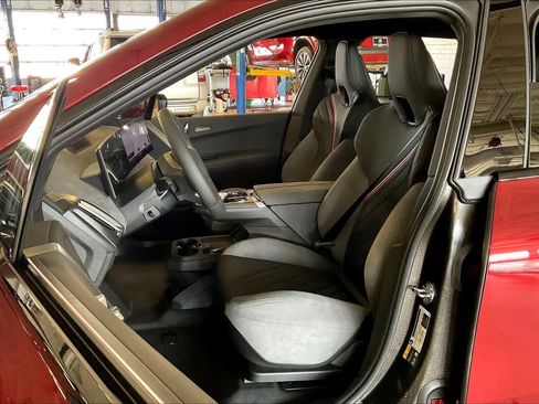 Used 2026 BMW iX xDrive60 w/ M Sport Package image 9