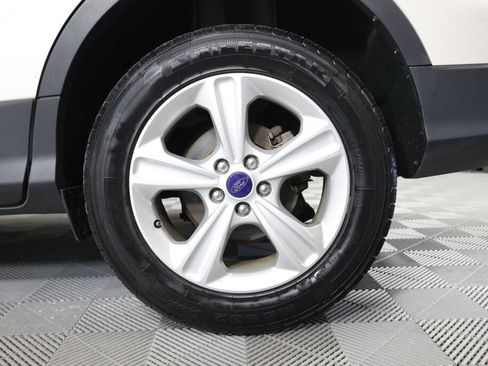 Used 2016 Ford Escape SE FWD image 8