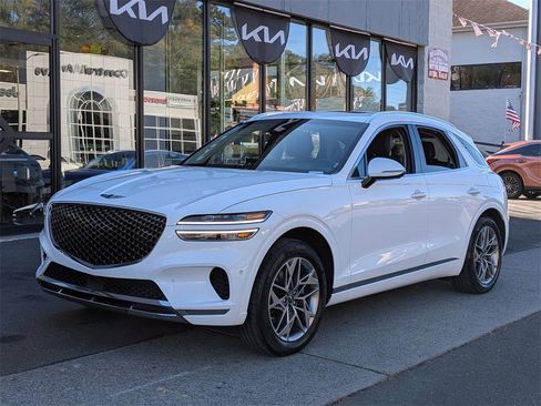 Used 2022 Genesis GV70 2.5T w/ Advanced Package image 1