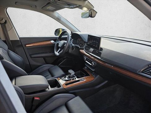 Certified 2023 Audi Q5 e Prestige w/ Prestige Package AWD/4WD image 12