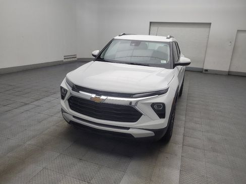 Used 2025 Chevrolet TrailBlazer LT FWD image 15