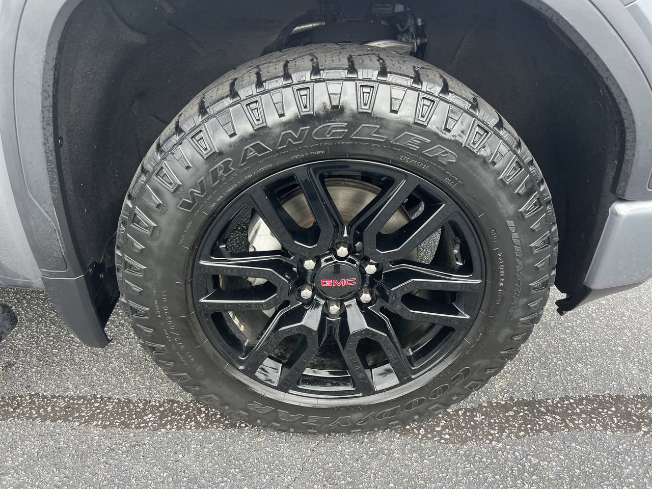 Used 2021 GMC Sierra 1500 Elevation w/ Preferred Package AWD/4WD image 13