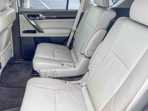 Used 2018 Lexus GX 460 Premium image 18