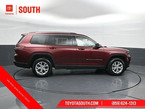 Used 2023 Jeep Grand Cherokee L Limited AWD/4WD image 3