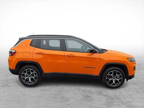 Certified 2026 Jeep Compass Limited AWD/4WD image 6