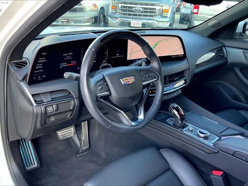 Used 2025 Cadillac CT5 Sport image 17