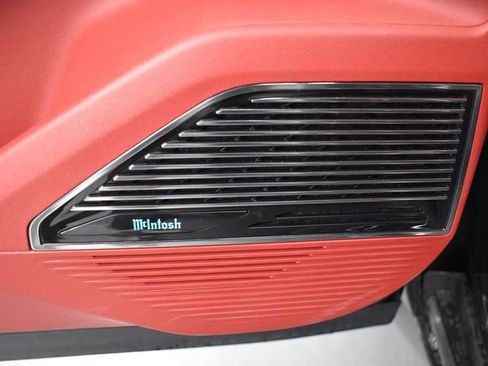 Used 2025 Jeep Wagoneer S Launch Edition w/ Trailer Tow Group image 13