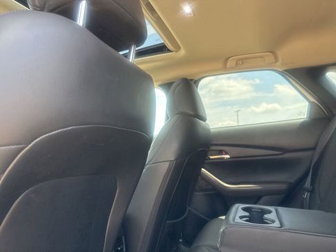 Used 2022 MAZDA CX-30 AWD 2.5 S w/ Premium Package image 37
