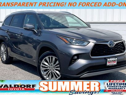 Used 2024 Toyota Highlander Platinum