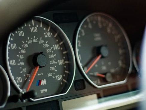 Used 2005 BMW M3 Convertible RWD image 5