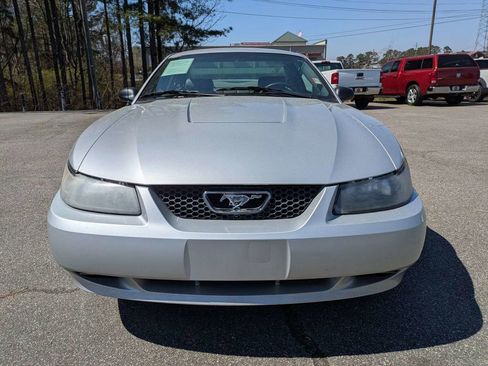 Used 2003 Ford Mustang Coupe RWD image 9
