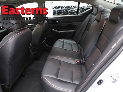 Used 2023 Nissan Altima 2.0 SR FWD image 21