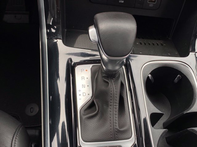 Used 2023 Kia Carnival SX FWD image 19