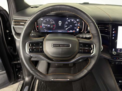 Used 2024 Jeep Grand Wagoneer L Series III w/ Rear Seat Video Group 1 AWD/4WD image 28