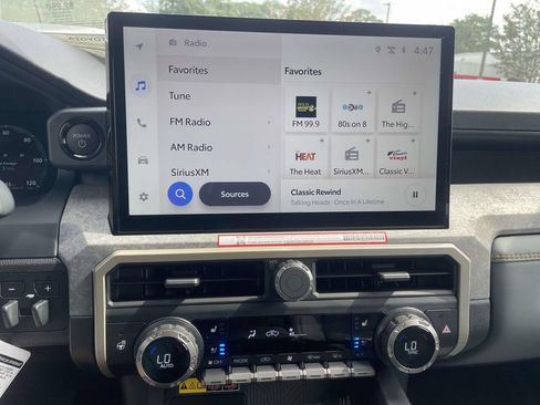 New 2026 Toyota Tacoma 4x4 Double Cab Hybrid image 18