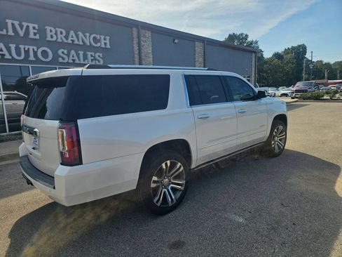 Used 2019 GMC Yukon XL Denali w/ Denali Ultimate Package RWD image 2