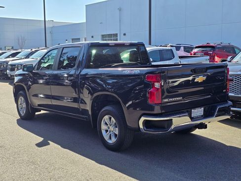 Used 2022 Chevrolet Silverado 1500 LT image 3