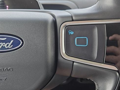 Used 2025 Ford Expedition Max Platinum AWD/4WD image 30