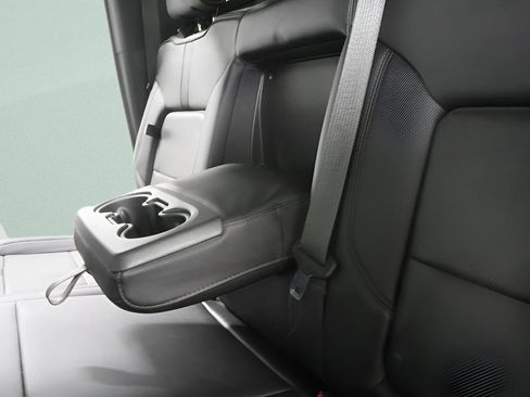 Used 2022 Chevrolet Silverado 1500 High Country AWD/4WD image 28