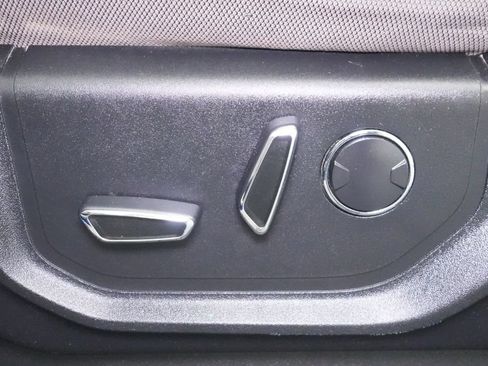 Used 2017 Ford F150 XLT w/ Equipment Group 302A Luxury RWD image 17