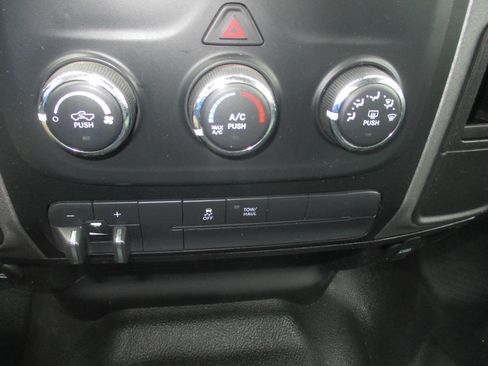 Used 2020 RAM 1500 Tradesman w/ Popular Equipment Group AWD/4WD image 27