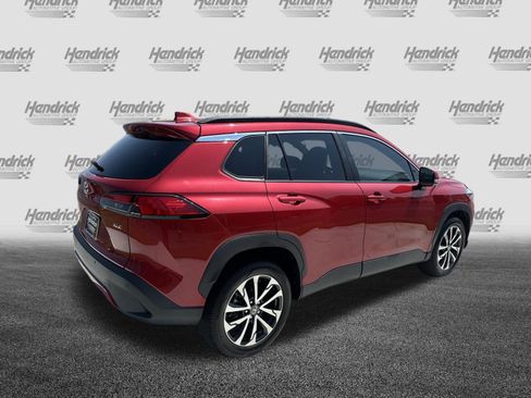Certified 2022 Toyota Corolla Cross XLE FWD image 10