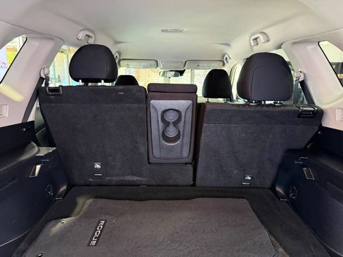 Used 2019 Nissan Rogue SV AWD/4WD image 56