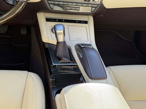 Used 2017 Lexus ES 350 image 19