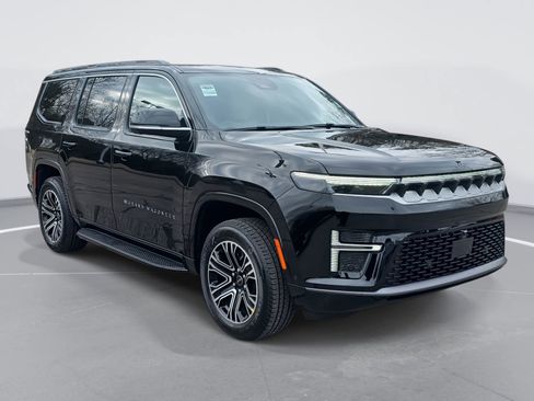 New 2026 Jeep Grand Wagoneer 2WD image 3