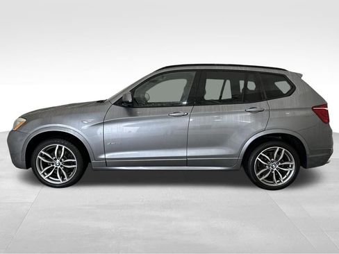 Used 2017 BMW X3 xDrive28i image 2
