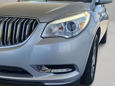 Used 2016 Buick Enclave Leather image 2