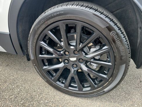 Certified 2023 Cadillac XT4 Premium Luxury AWD/4WD image 27