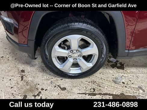 Used 2021 Jeep Compass Latitude w/ Convenience Group AWD/4WD image 11