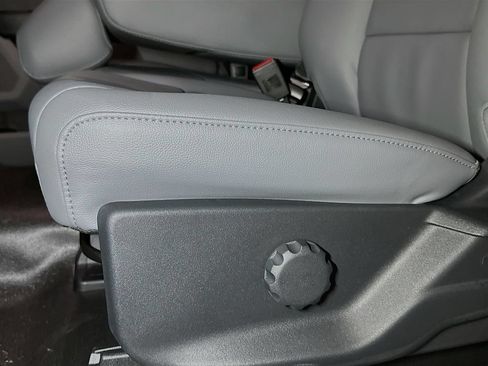 New 2026 Ford F550 4x4 Regular Cab Super Duty image 15