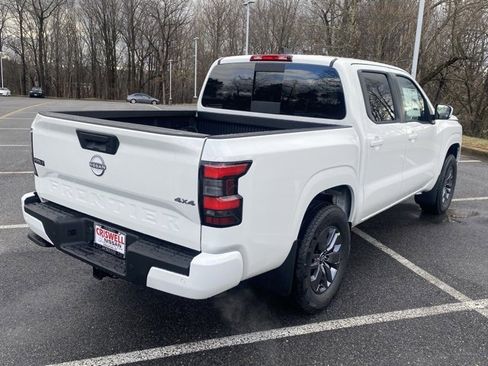 New 2026 Nissan Frontier SV w/ Tow Package image 8