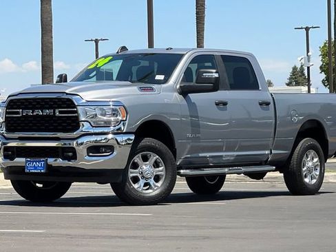 Used 2024 RAM 2500 Big Horn AWD/4WD image 8