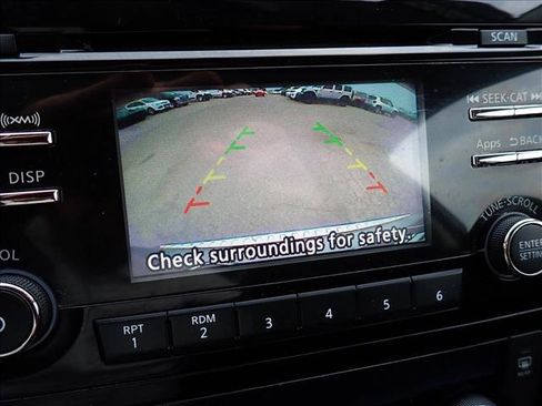Used 2014 Nissan Rogue SV w/ SV Family Package AWD/4WD image 18