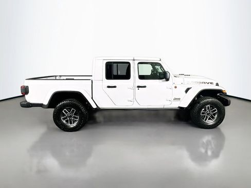 New 2026 Jeep Gladiator Mojave w/ Technology Group image 8