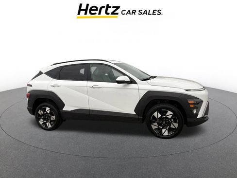 Used 2025 Hyundai Kona SEL image 1
