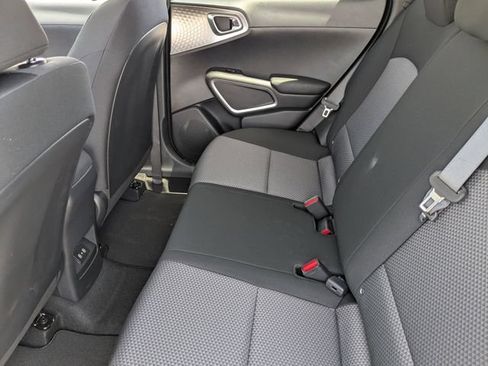 Certified 2025 Kia Soul S FWD image 17