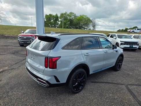 Used 2023 Kia Sorento SX AWD/4WD image 7
