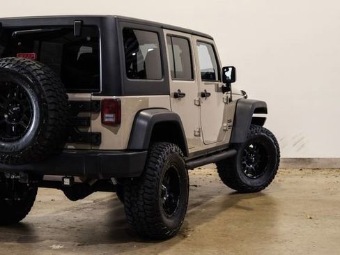 Used 2017 Jeep Wrangler Unlimited Sport w/ Quick Order Package 24S image 32