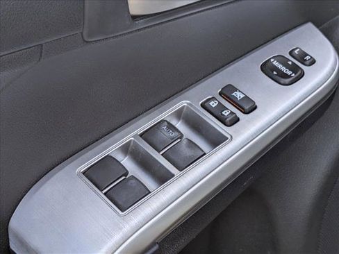 Used 2012 Toyota Camry SE FWD image 14