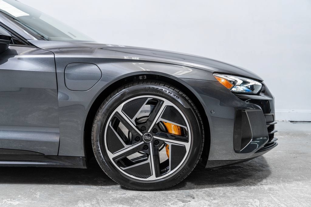 Used 2023 Audi RS e-tron GT w/ Carbon Performance Package AWD/4WD image 12